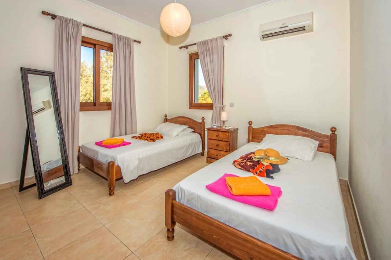 Dora' s Villa Argaka Esterno foto